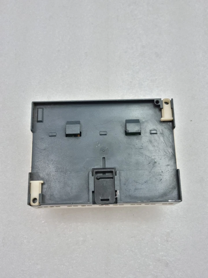 Schneider Electric Zelio SR3 B262BD 24Vdc Modular Smart Relay SR3B262BD For Part
